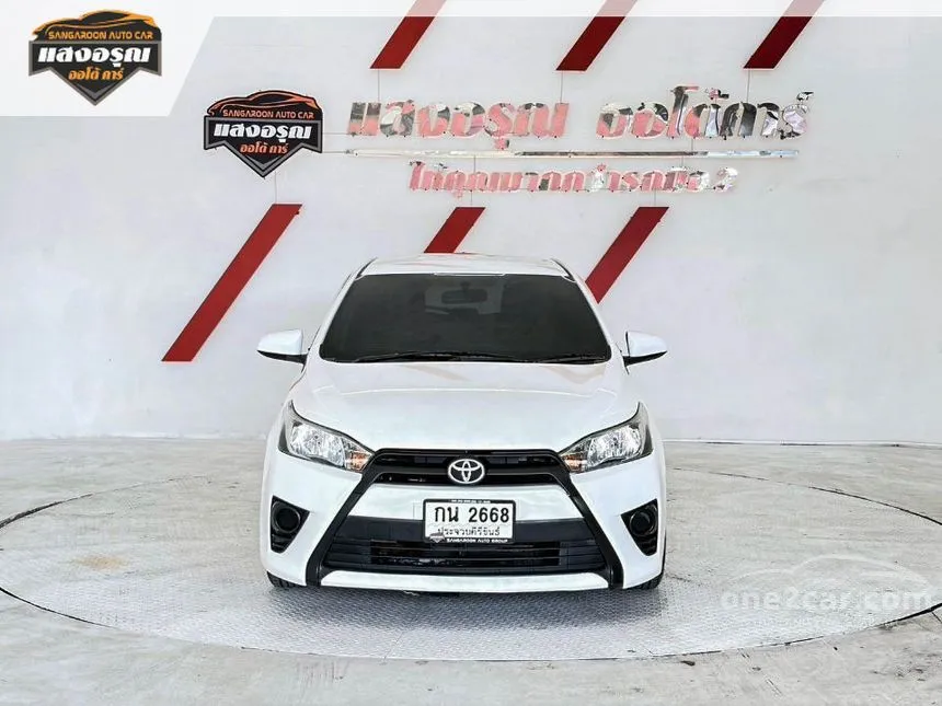 2014 Toyota YARIS J Hatchback