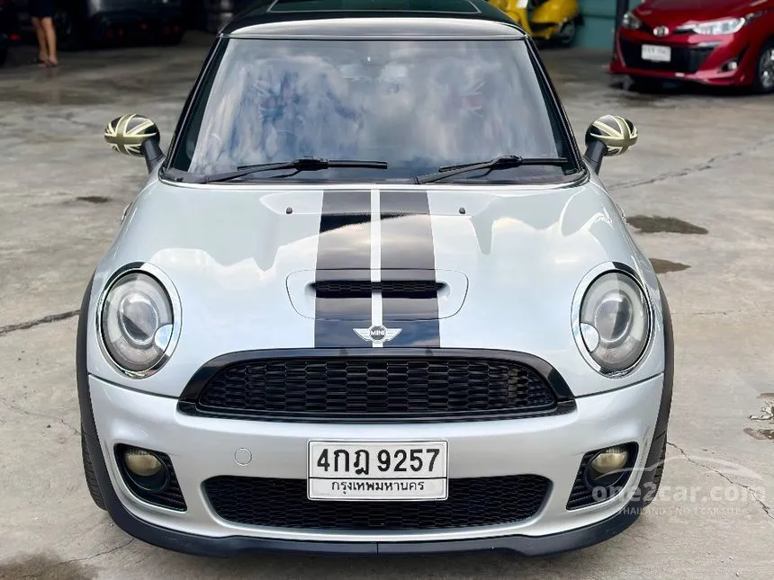 2008 Mini COOPER S Look 2 Hatchback