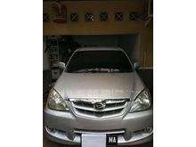 2010 Daihatsu Xenia 989 Li FAMILY MPV