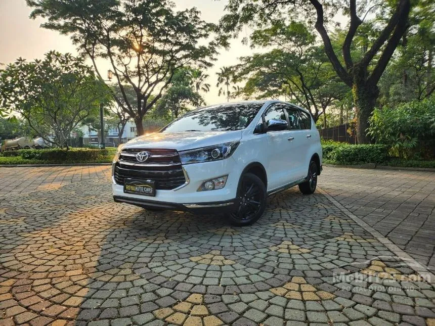 Jual Mobil Toyota Innova Venturer 2018 2.4 di Banten Automatic Wagon Putih Rp 369.000.000