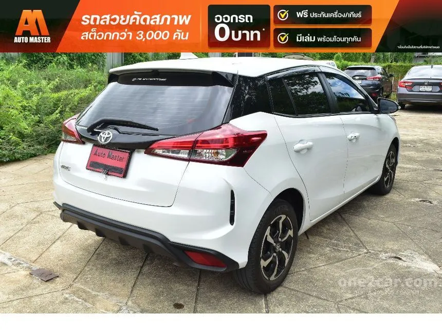 2023 Toyota YARIS Smart Hatchback