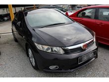 2013 Honda Civic 1.8 S i-VTEC Sedan -- WELL MAINTAINED --