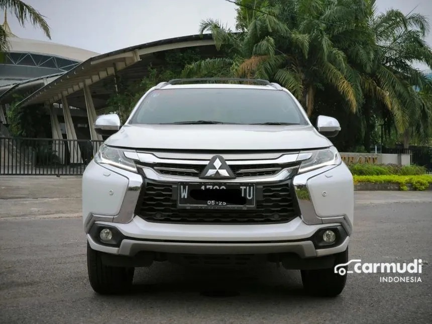 Jual Mobil Mitsubishi Pajero Sport 2019 Dakar 2.4 di Jawa Timur Automatic SUV Putih Rp 415.000.007