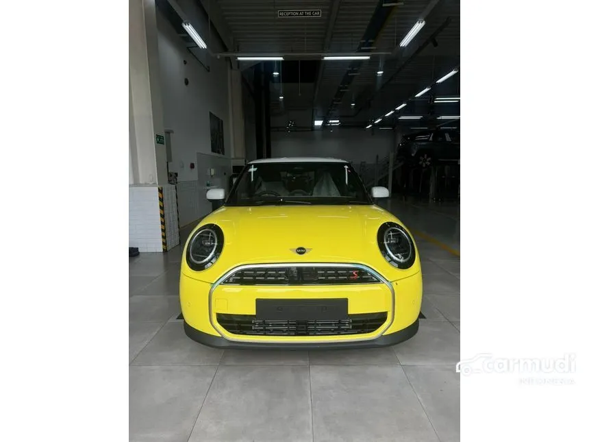 Jual Mobil MINI Cooper 2025 Cooper S 2.0 di DKI Jakarta Automatic Hatchback Kuning Rp 1.092.000.000