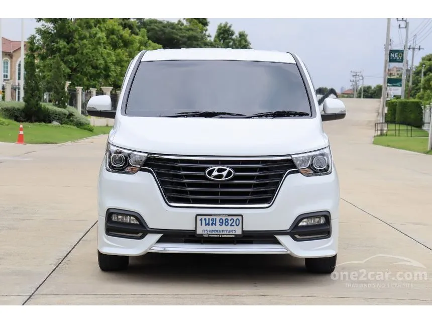 2022 Hyundai H-1 Elite NS Van