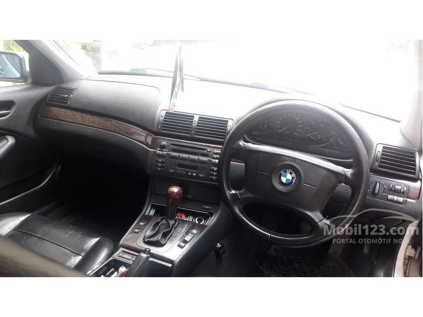 Jual Mobil  BMW  318i 2002 E46 2 0 di Jawa  Barat  Automatic 