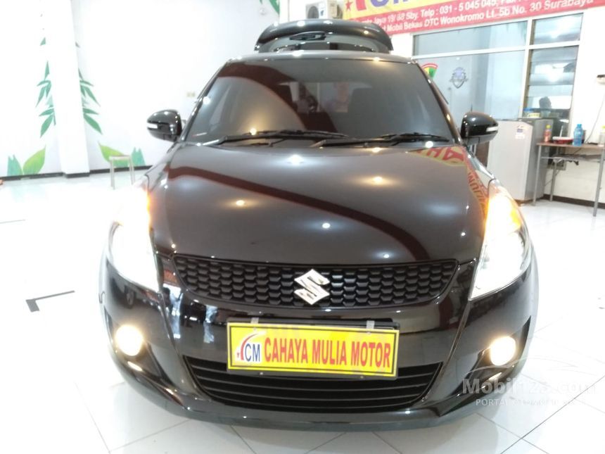 Jual Mobil Suzuki Swift 2016 GS 1.4 di Jawa Timur 