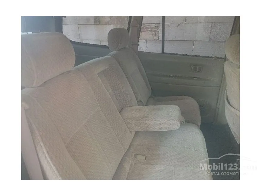 2003 Toyota Kijang Minibus GL Long (LGX) MPV
