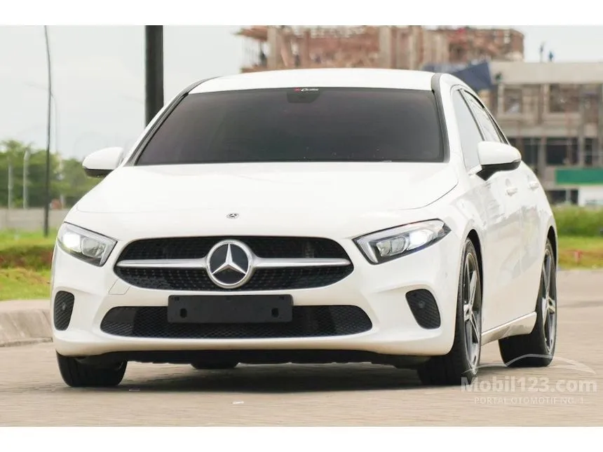 2019 Mercedes-Benz A200 progressive line Sedan