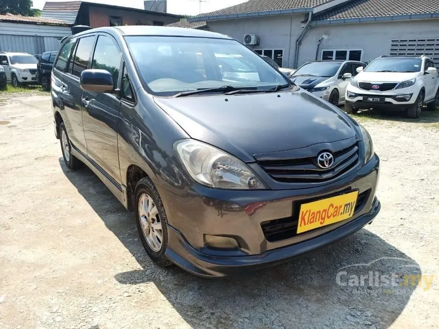 2011 Toyota Innova E MPV