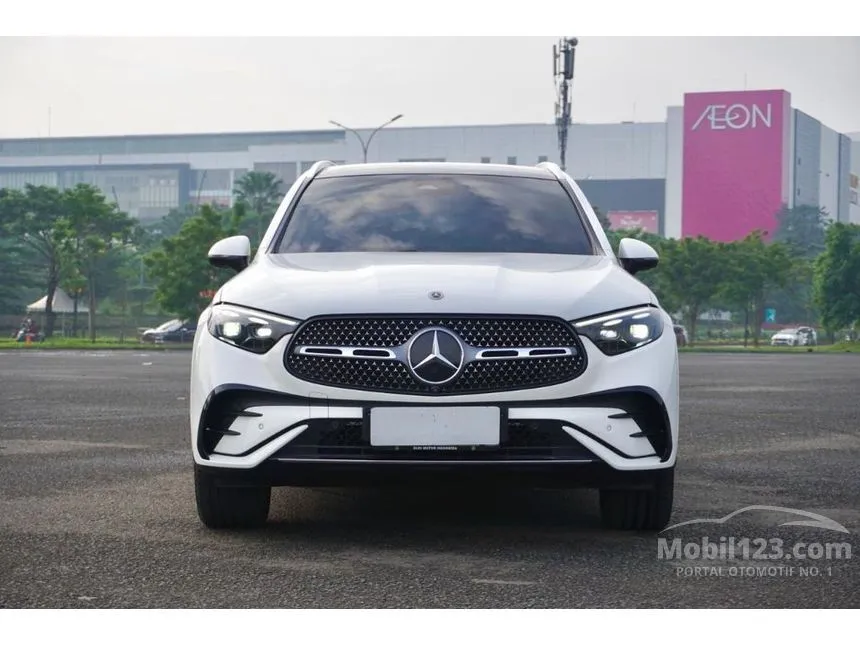 2023 Mercedes-Benz GLC300 AMG Line 4MATIC SUV