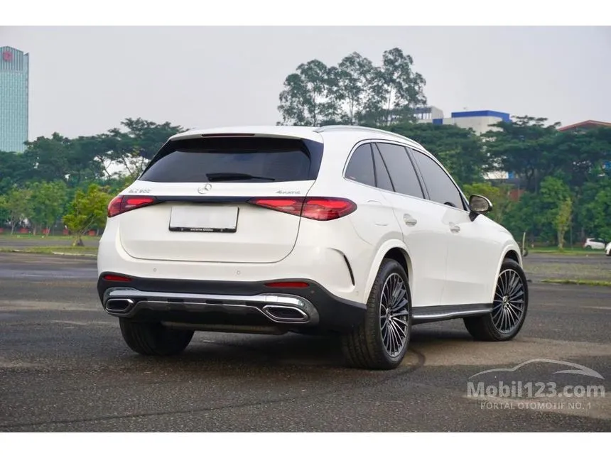 2023 Mercedes-Benz GLC300 AMG Line 4MATIC SUV