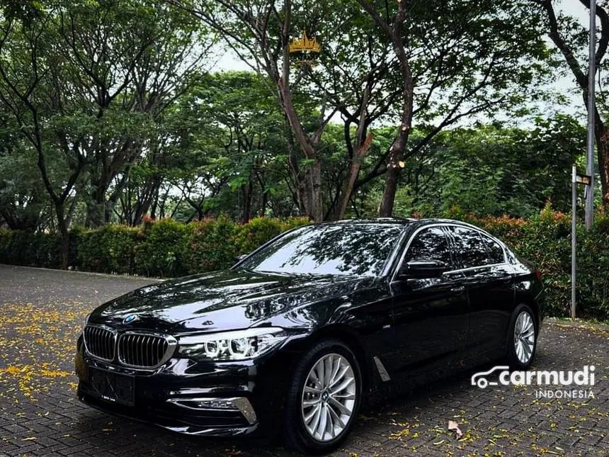 Jual Mobil BMW 530i 2018 Luxury 2.0 di Banten Automatic Sedan Hitam Rp 525.000.000