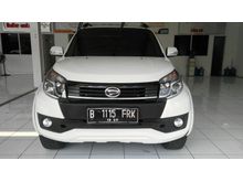 Daihatsu Terios R at 2015 Putih siap pakai full orisinil
