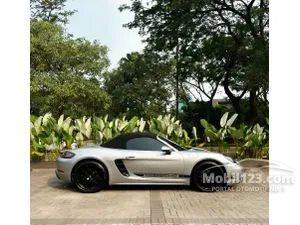 2025 Porsche 718 2.0 Boxster Convertible