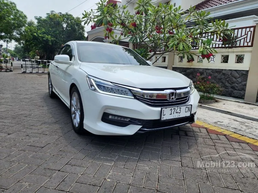 Jual Mobil Honda Accord 2018 VTi