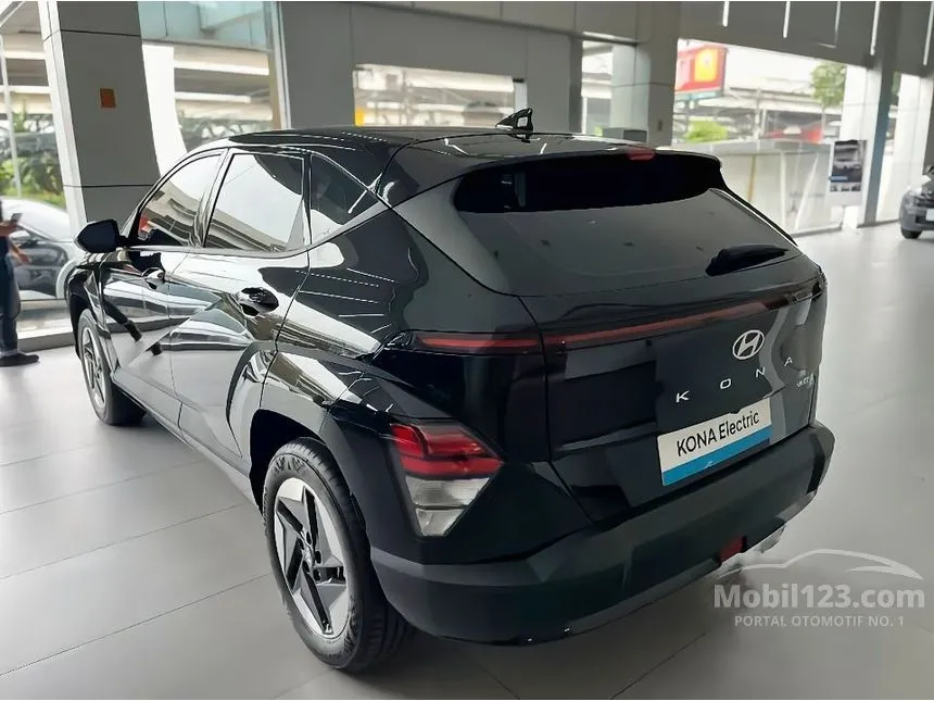 2026 Hyundai Kona Signature Standard Range SUV