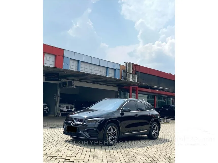 2024 Mercedes-Benz GLA200 AMG Line SUV