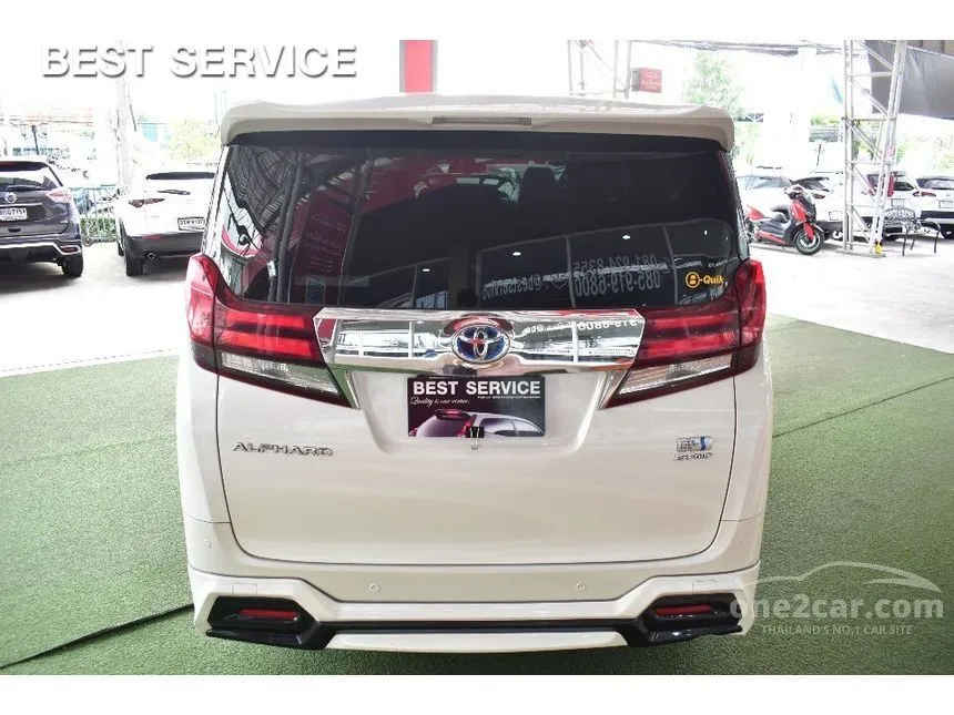 2016 Toyota Alphard HYBRID E-Four Van
