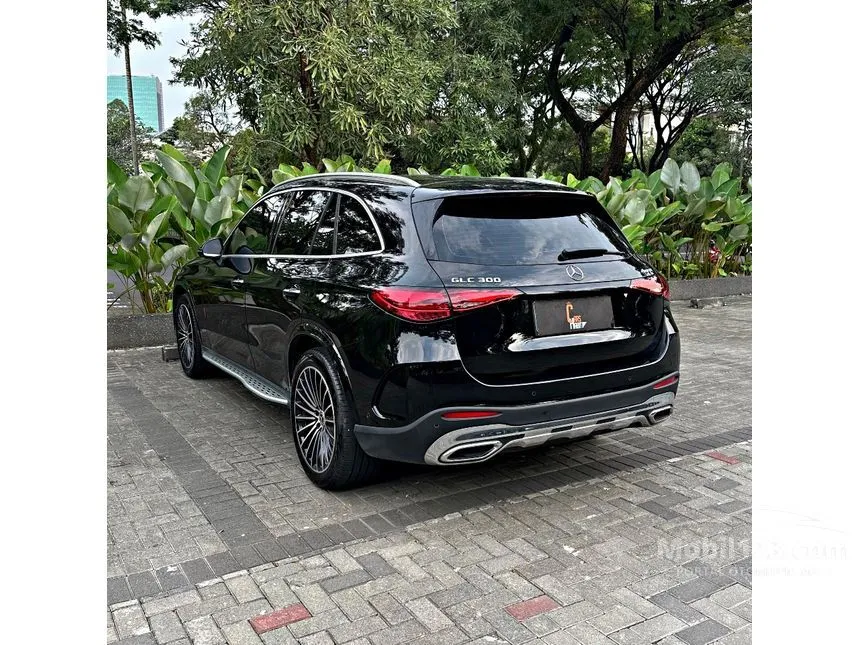 2023 Mercedes-Benz GLC300 AMG Line 4MATIC SUV