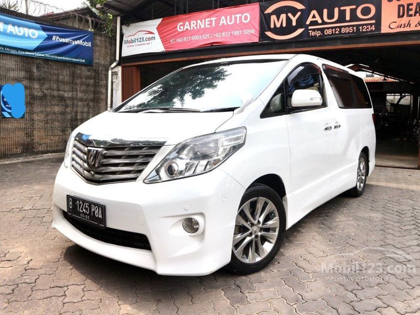 Toyota alphard 2011