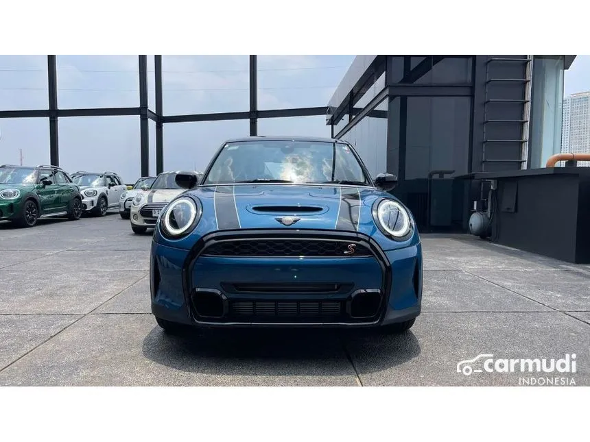 2024 MINI Cooper Cooper SE Hatchback