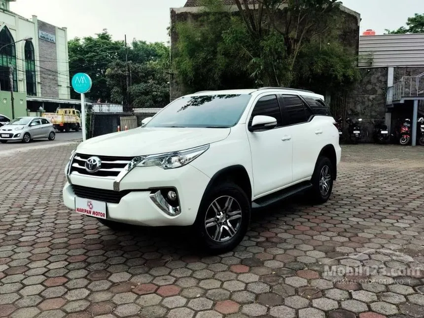 2017 Toyota Fortuner G 4X2 SUV