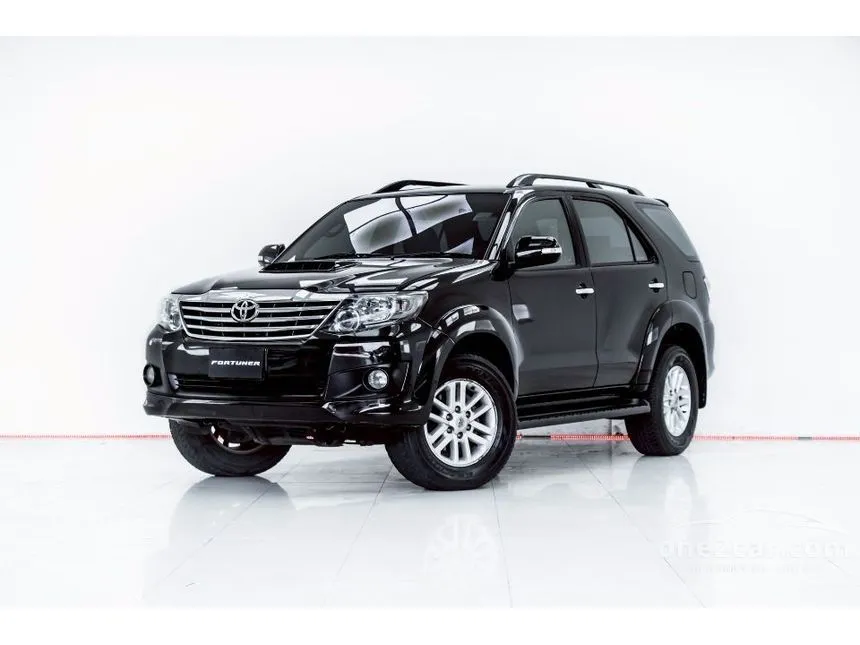 2012 Toyota FORTUNER V SUV